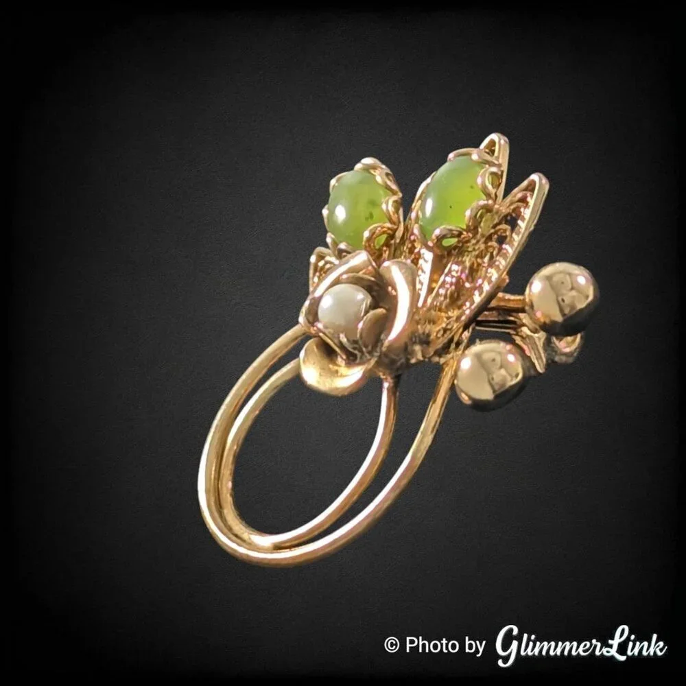 Vintage Gold Tone Bee Brooch Green Glass Wings Faux Pearl Open Circle Pin